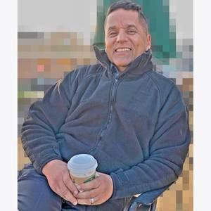 Meet your Posher, César